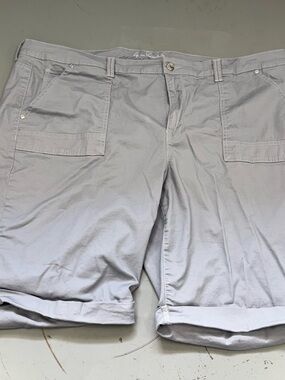 Gloria Vanderbilt Light Gray Women's Cargo Summer Shorts